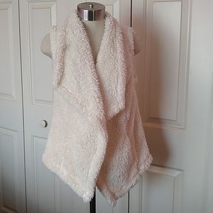 Faux Sherpa assymetrical vest